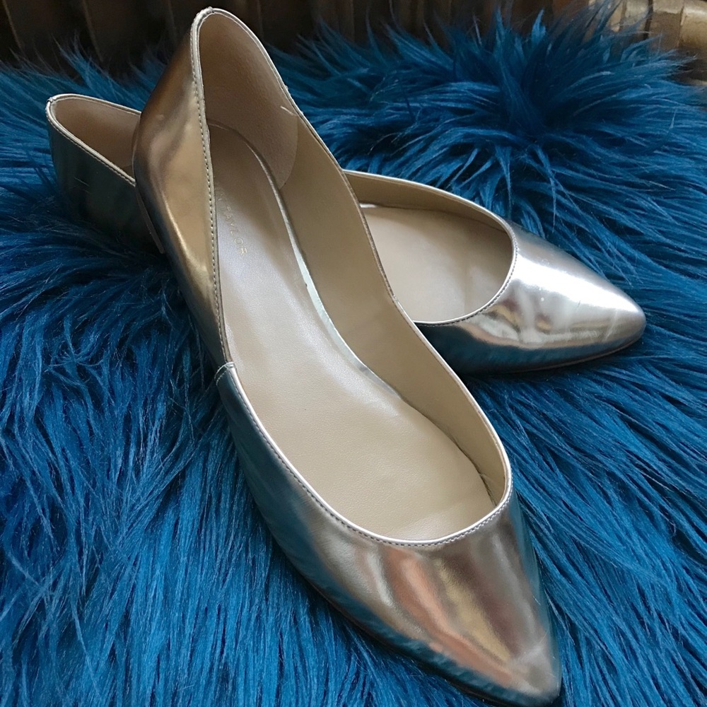 Ann Taylor Lowey Colorblock Flat - Platinum